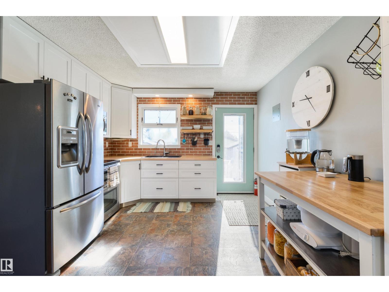Additional image 6 of 12925 87 Street NW, Edmonton, AB, T5E3E2