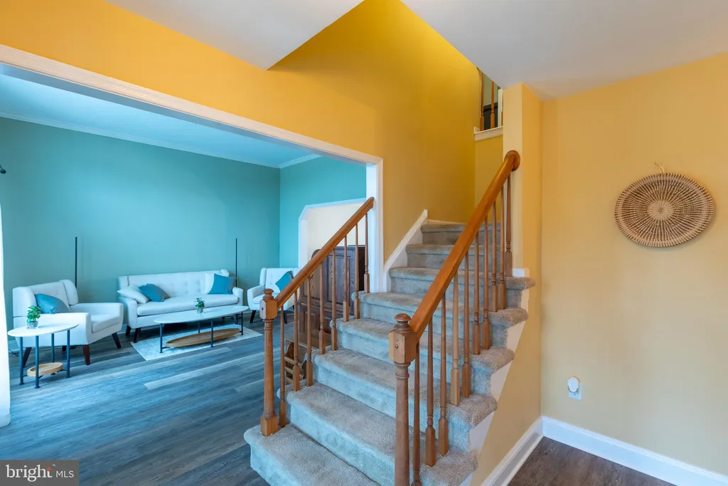 Additional image 4 of 215 E Flagstone Drive, Newark, DE 19702