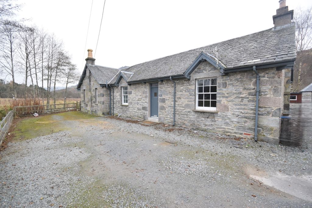 2 bed cottage to rentGarryside, Blair Atholl, Perthshire PH18