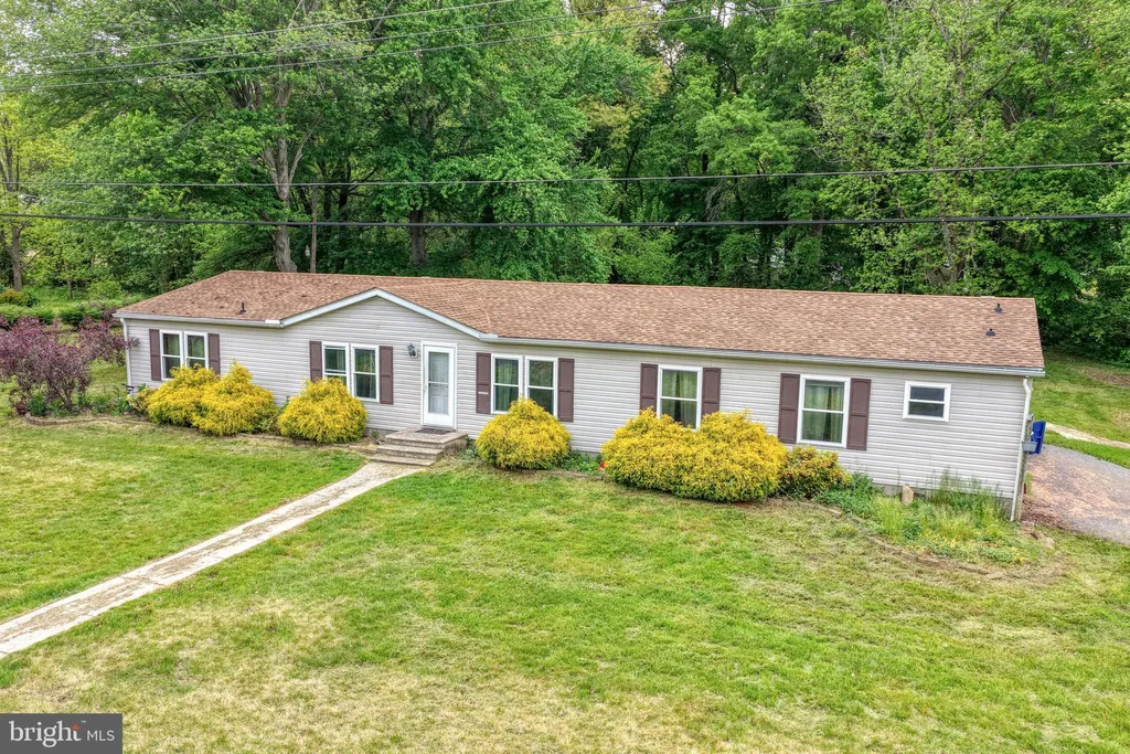 Additional image 3 of 28 E Pine St, Frederica, DE 19946