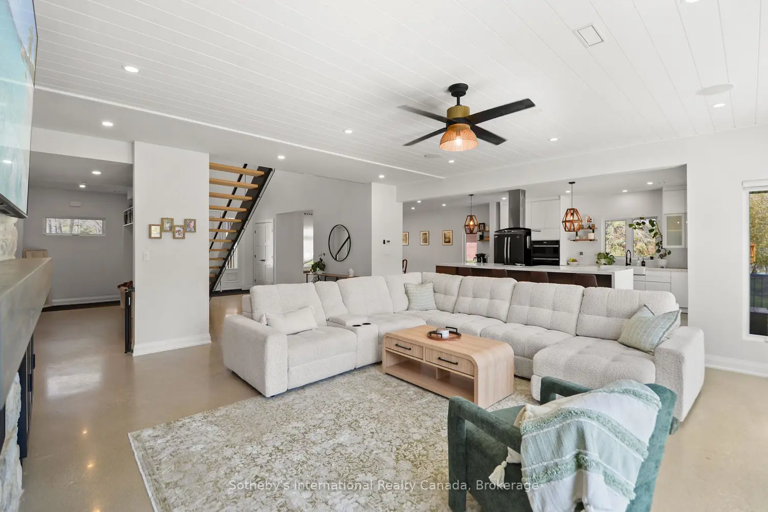 Additional image 8 of 71 Oak Lea Boulevard