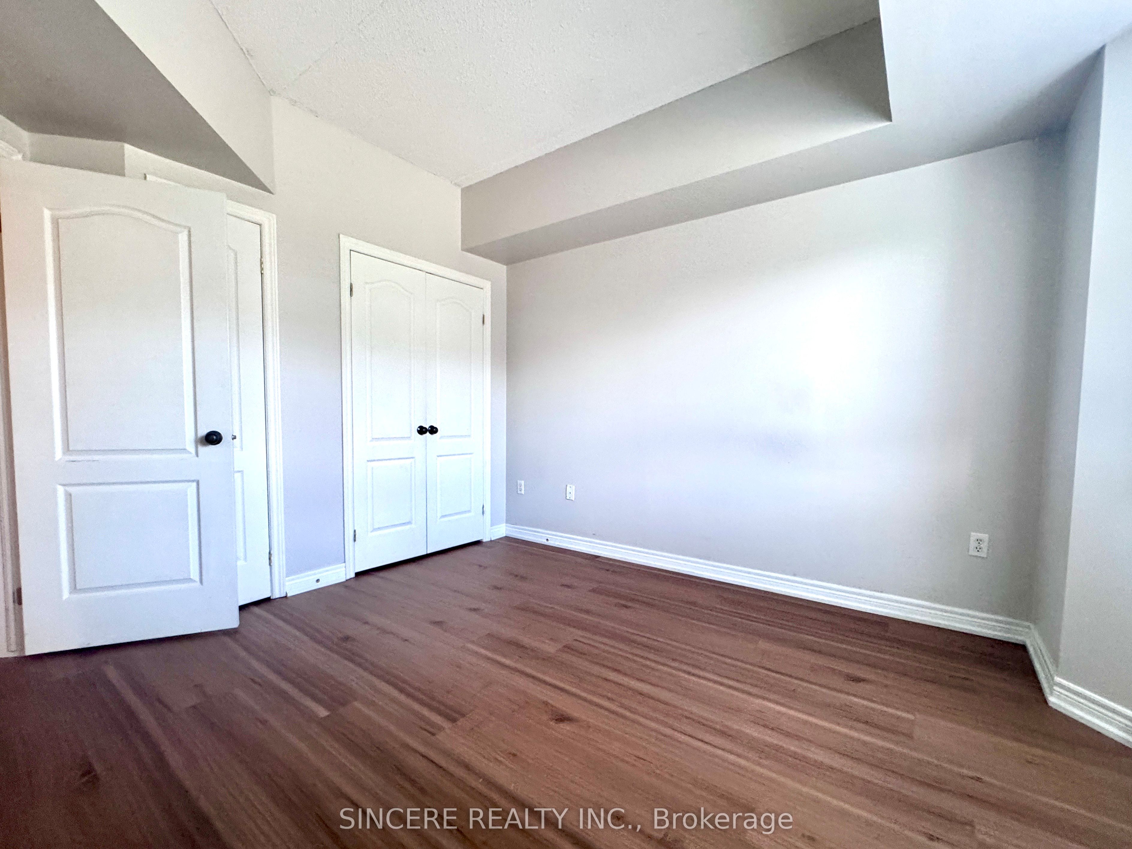 Additional image 6 of 211-4006 Kilmer Drive, Burlington, ON, L7M 4W4