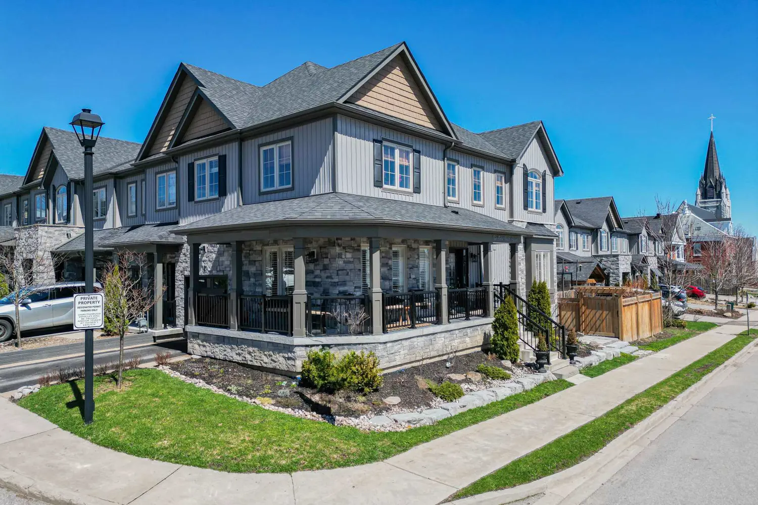 2 Forest Heights Crescent