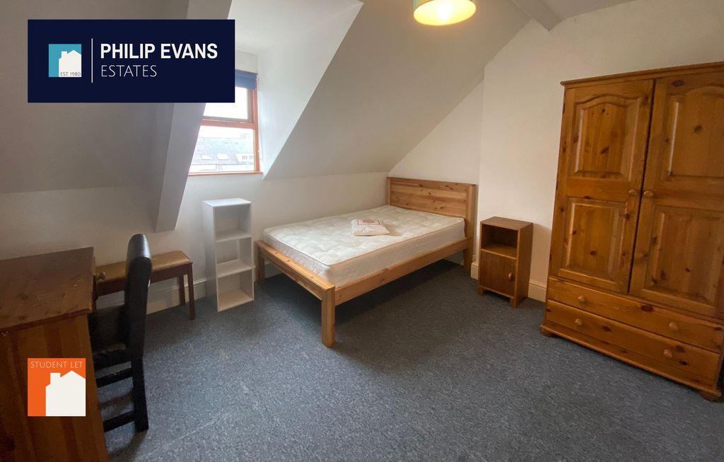 Additional image 15 of 6 bed terraced house to rentHigh Street, Aberystwyth SY23