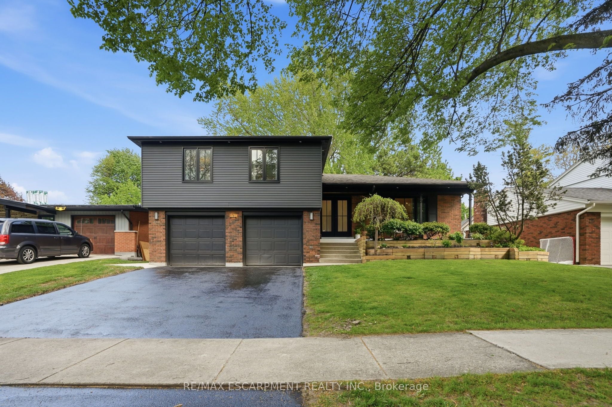 345 Rankin Drive, Burlington, ON, L7N 2B2