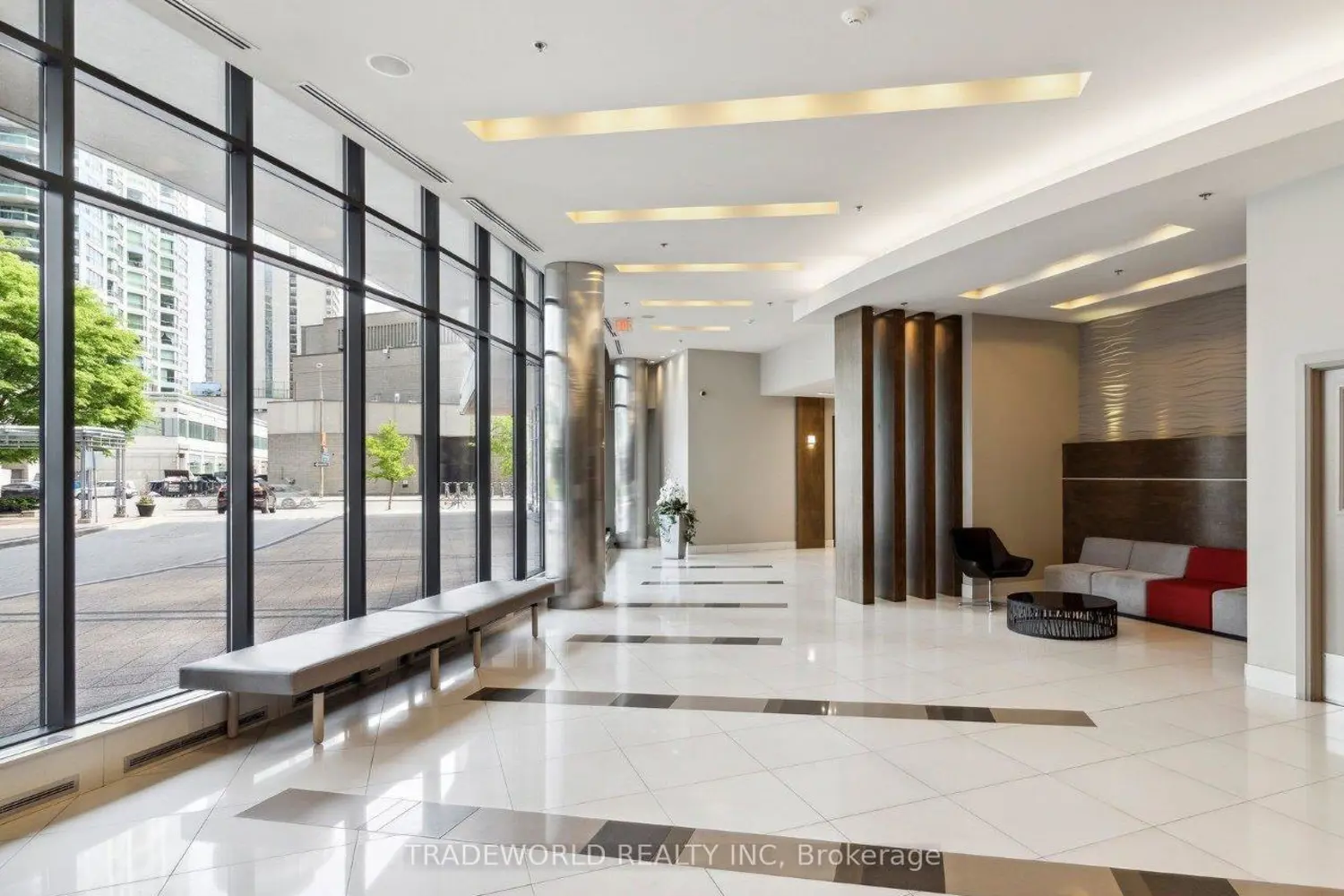 33 Bay Street 5003 photo 3