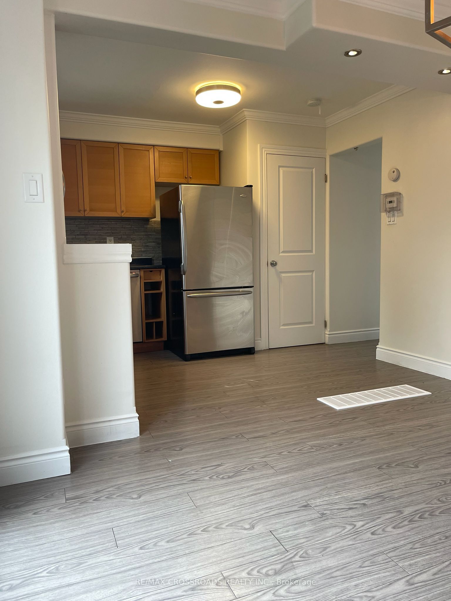 Additional image 3 of 59 Chaucer Crescent, Barrie, ON, L4N 4T8