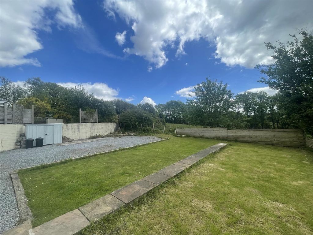 Additional image 8 of 3 bed detached bungalow to rentHighfield Road, Twyn, Ammanford SA18