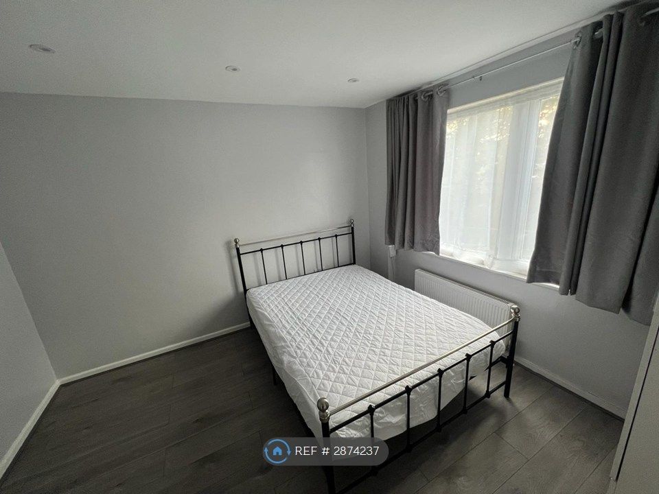 Additional image 15 of 5 bed semi-detached house to rentPomfret Avenue, Luton LU2