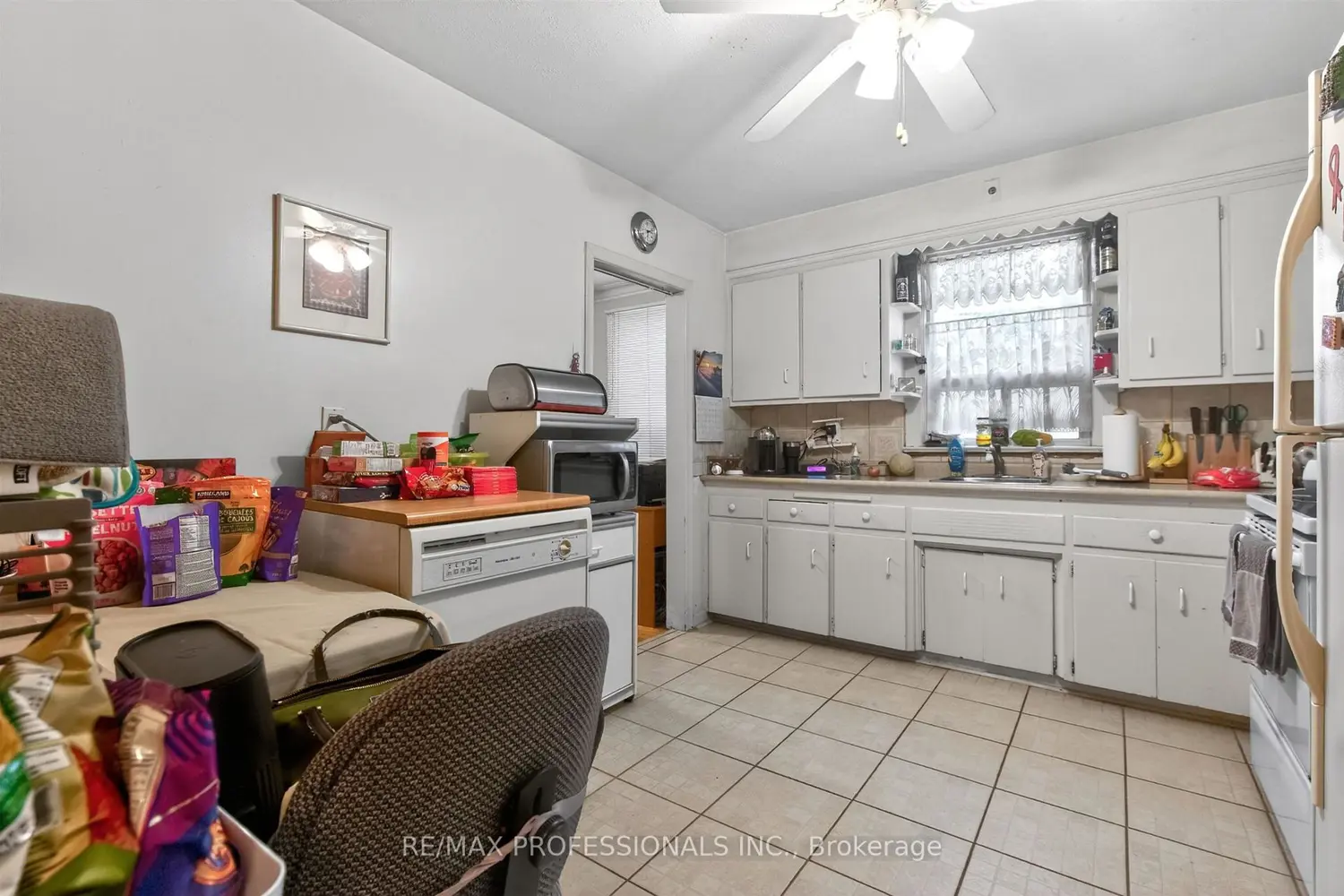 132-134 Trowell Avenue photo 5