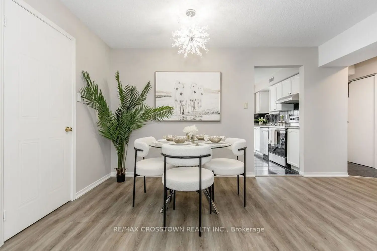 Additional image 4 of 119 D'ambrosio Drive 8