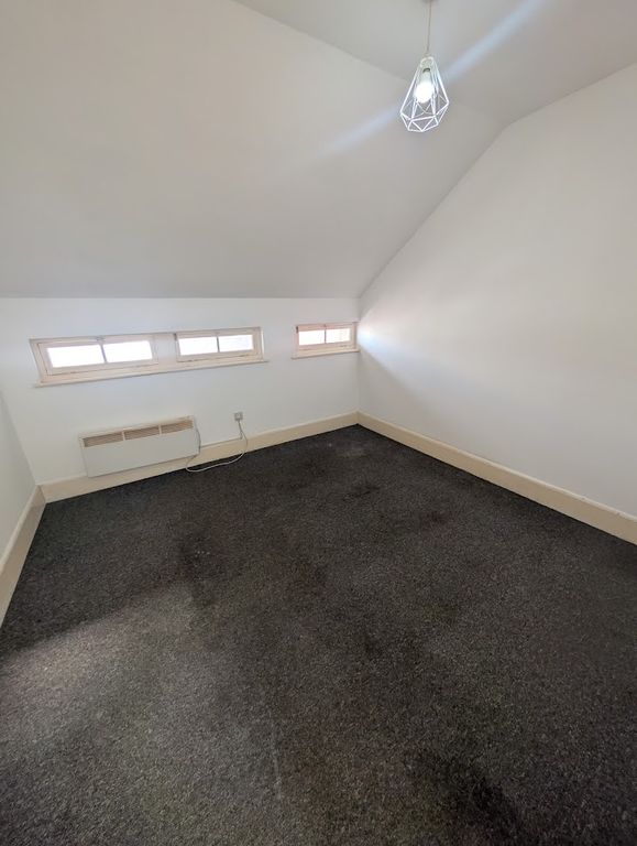 Additional image 4 of 2 bed flat to rentDock View Road, Barry CF63