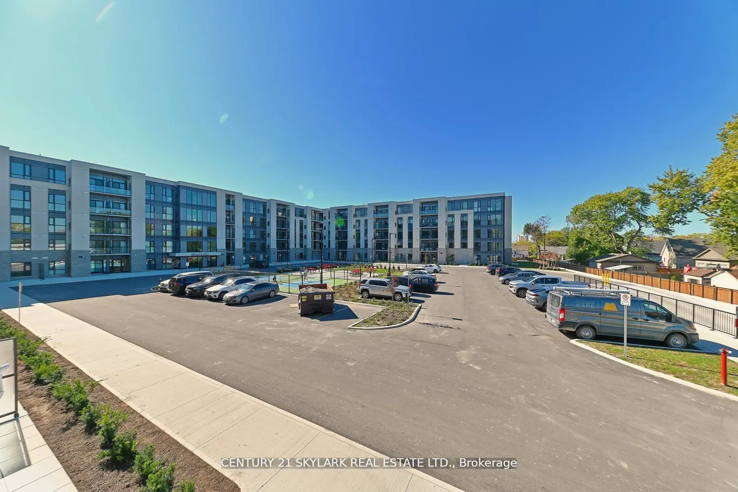 Additional image 9 of 50 Herrick Ave Avenue 216