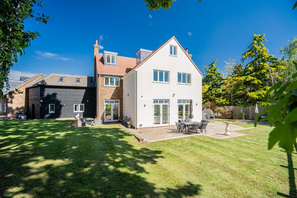 Additional image 46 of 6 bed detached house for saleOrchard Road, Pulloxhill, Bedford MK45