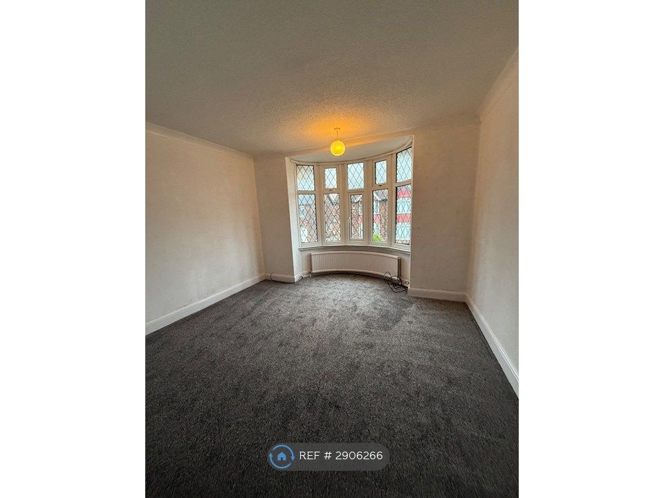 Additional image 8 of 3 bed semi-detached house to rentAuckland Road, Scunthorpe DN15
