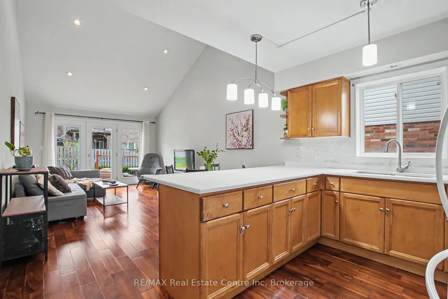 9 Washburn Drive photo 5