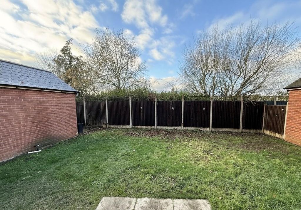 Additional image 9 of 4 bed detached house to rentViolet Close, Wootton, Northampton NN4