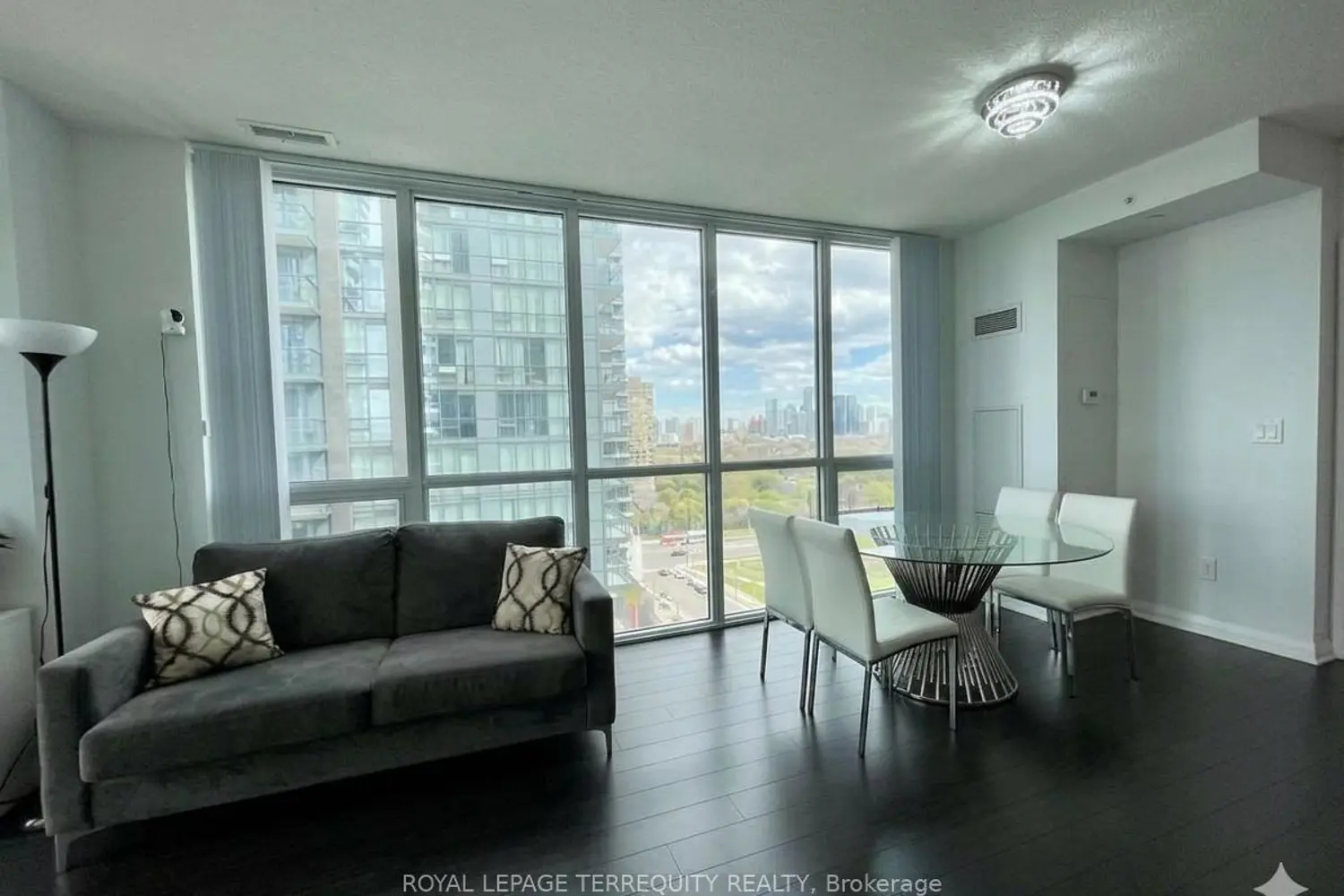 Additional image 4 of 5033 Four Springs Avenue 1219