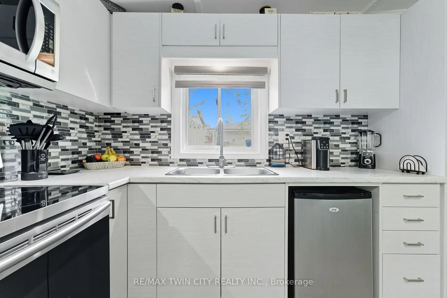 Additional image 8 of 673 Brant Waterloo Road 518