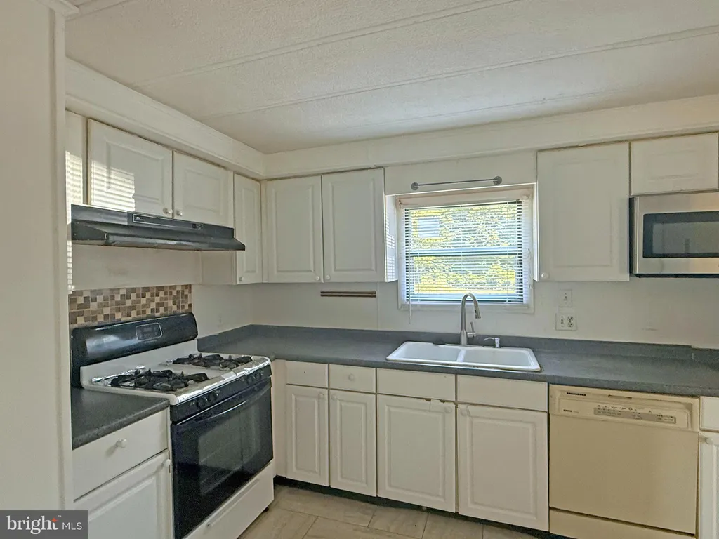 Additional image 6 of 36298 Marsh Road Unit 204 SUMMER PATCH Unit 204 SUMMER, Rehoboth Beach, DE 19971