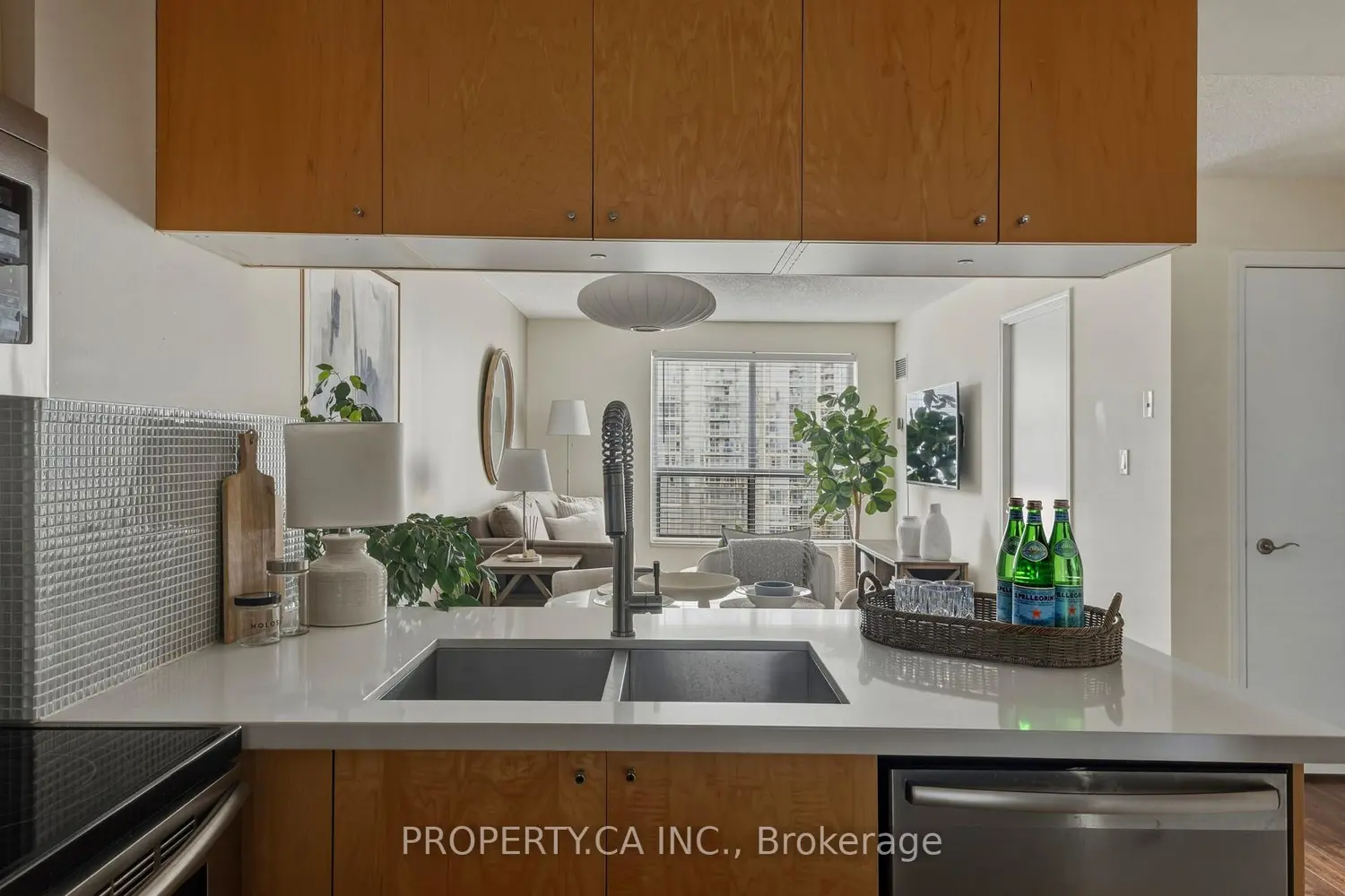 Additional image 11 of 410 Queens Quay 1105