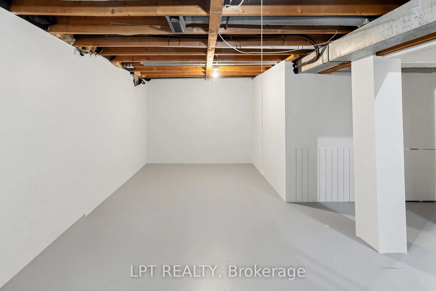 Additional image 14 of 1055 Central Pk Boulevard 32