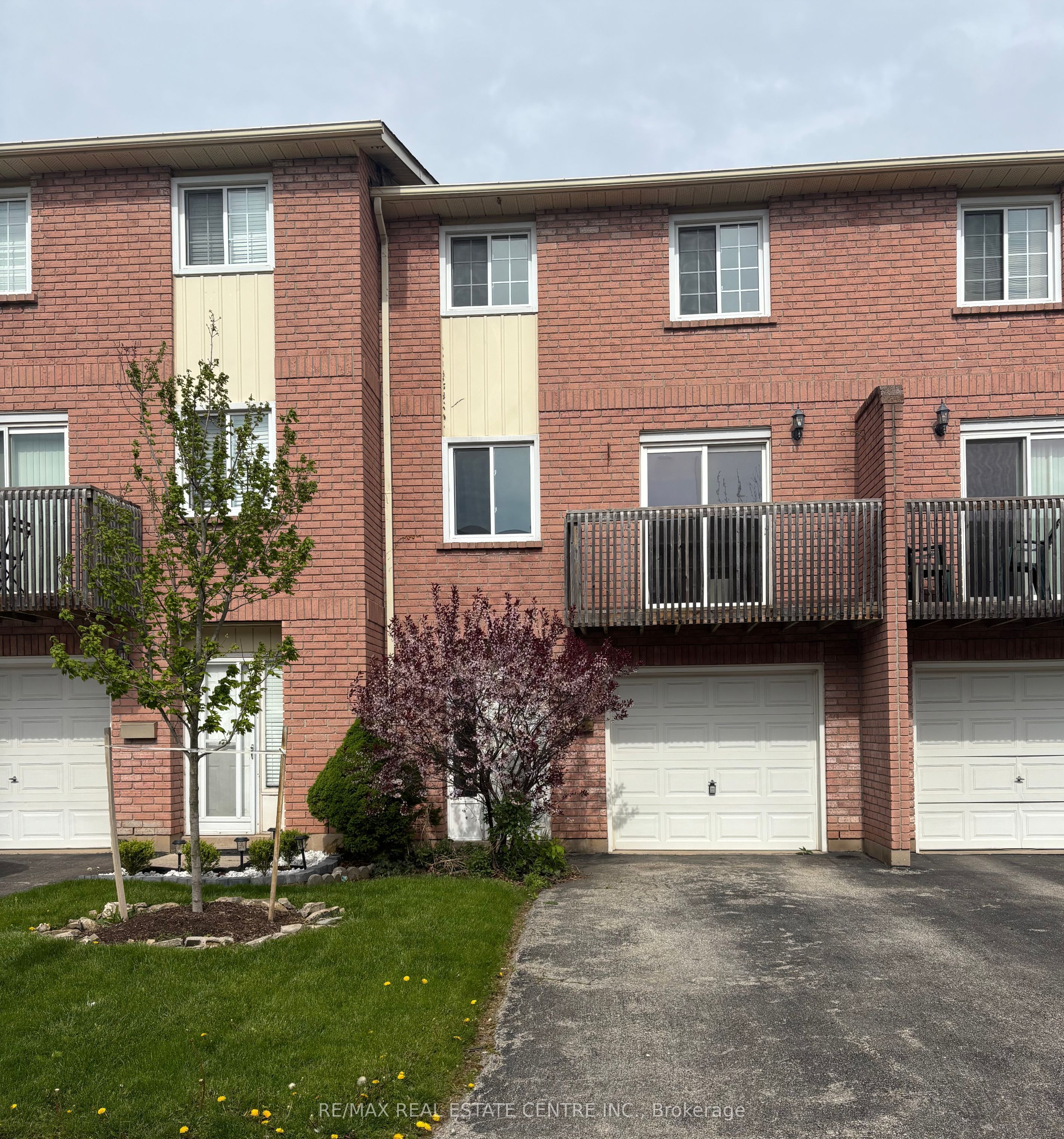 9-29 Heritage Drive, Hamilton, ON, L8G 4T4