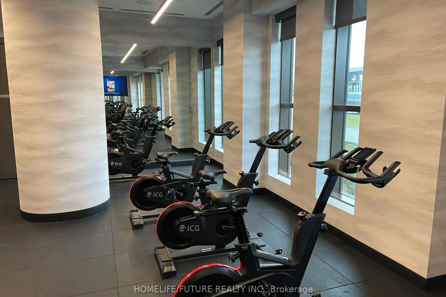 Additional image 13 of 2550 Simcoe Street 1116