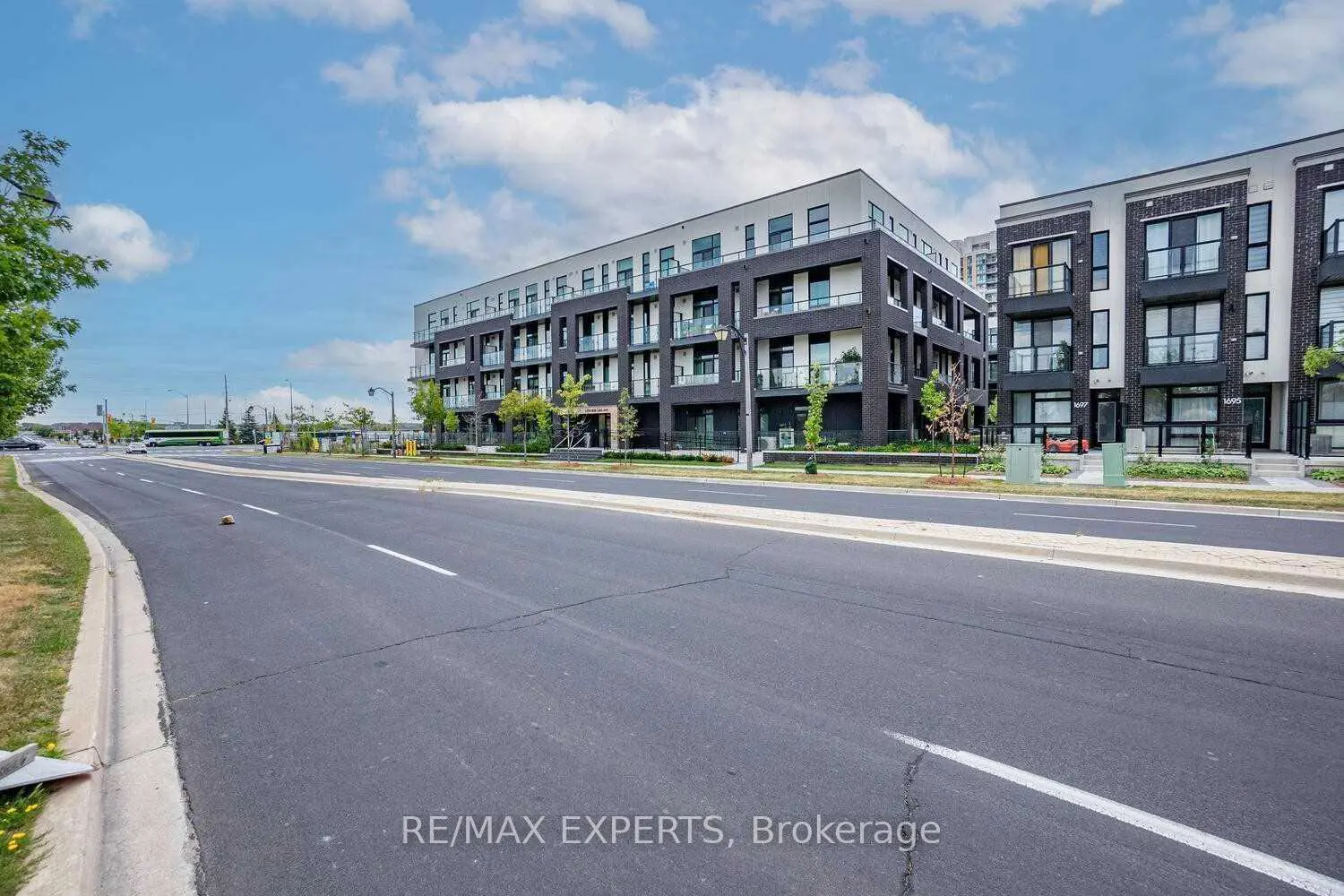 1709 Bur Oak Avenue 309