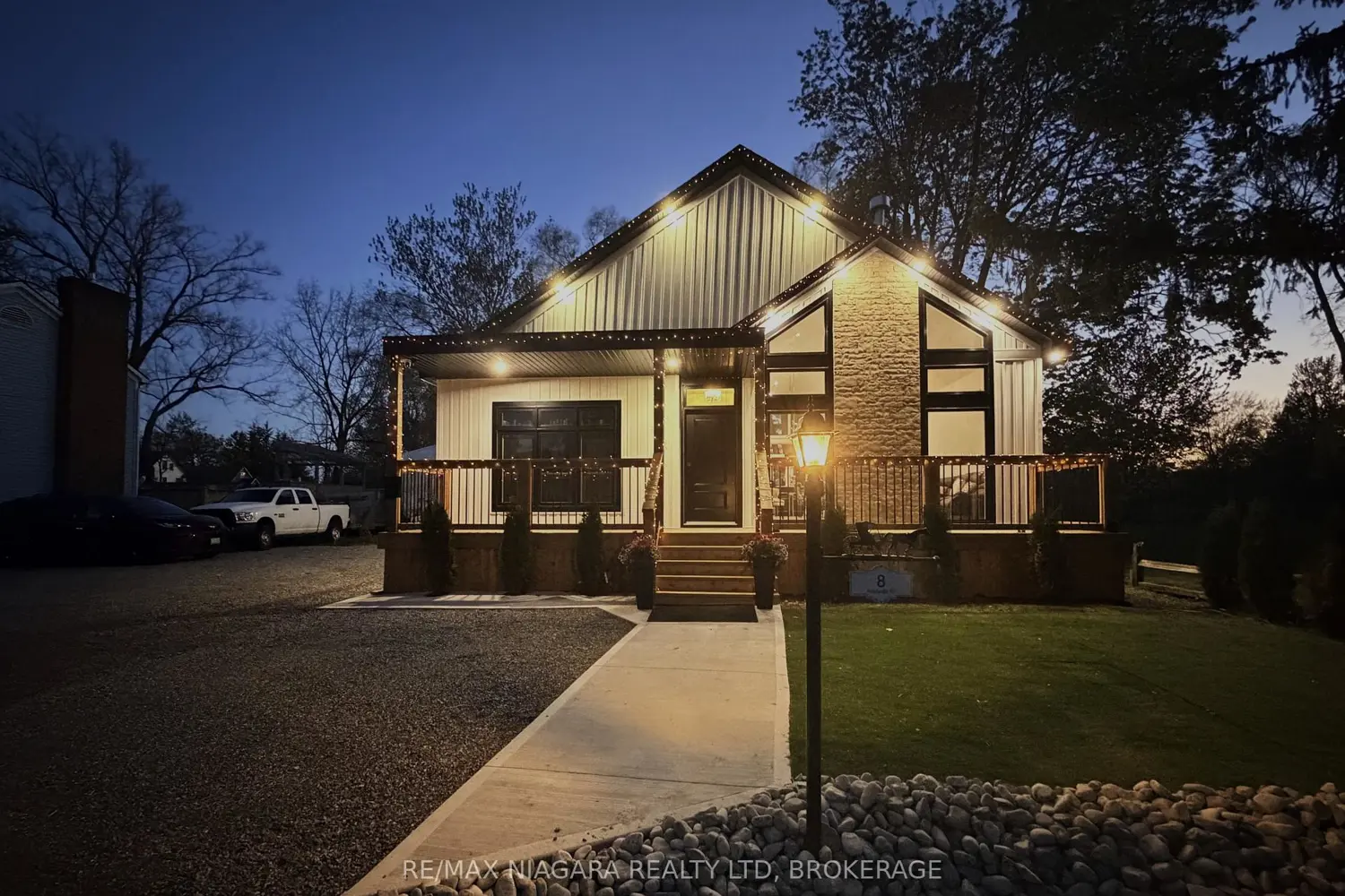 Additional image 6 of 8 Adelaide Street