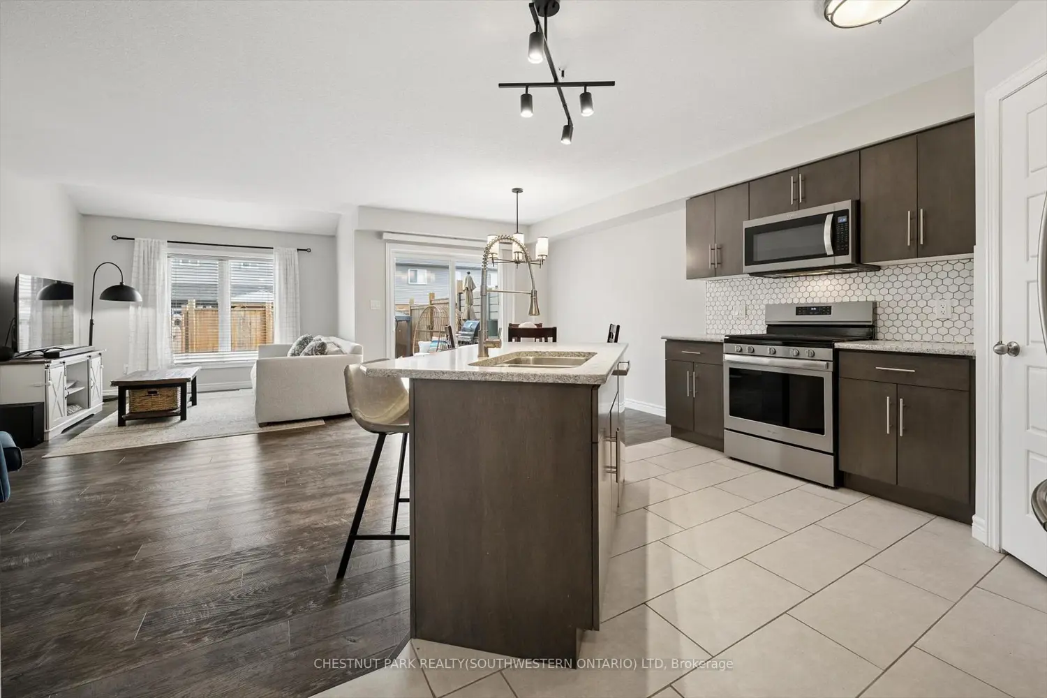 Additional image 7 of 128 William Street