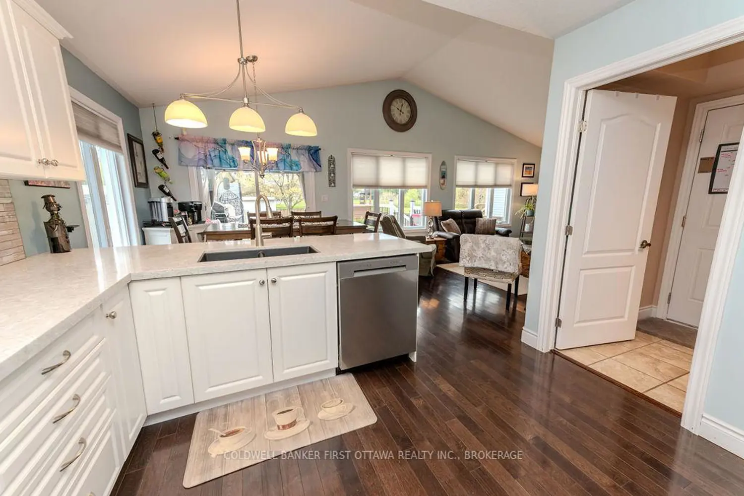 Additional image 9 of 1103 Crossfield Avenue
