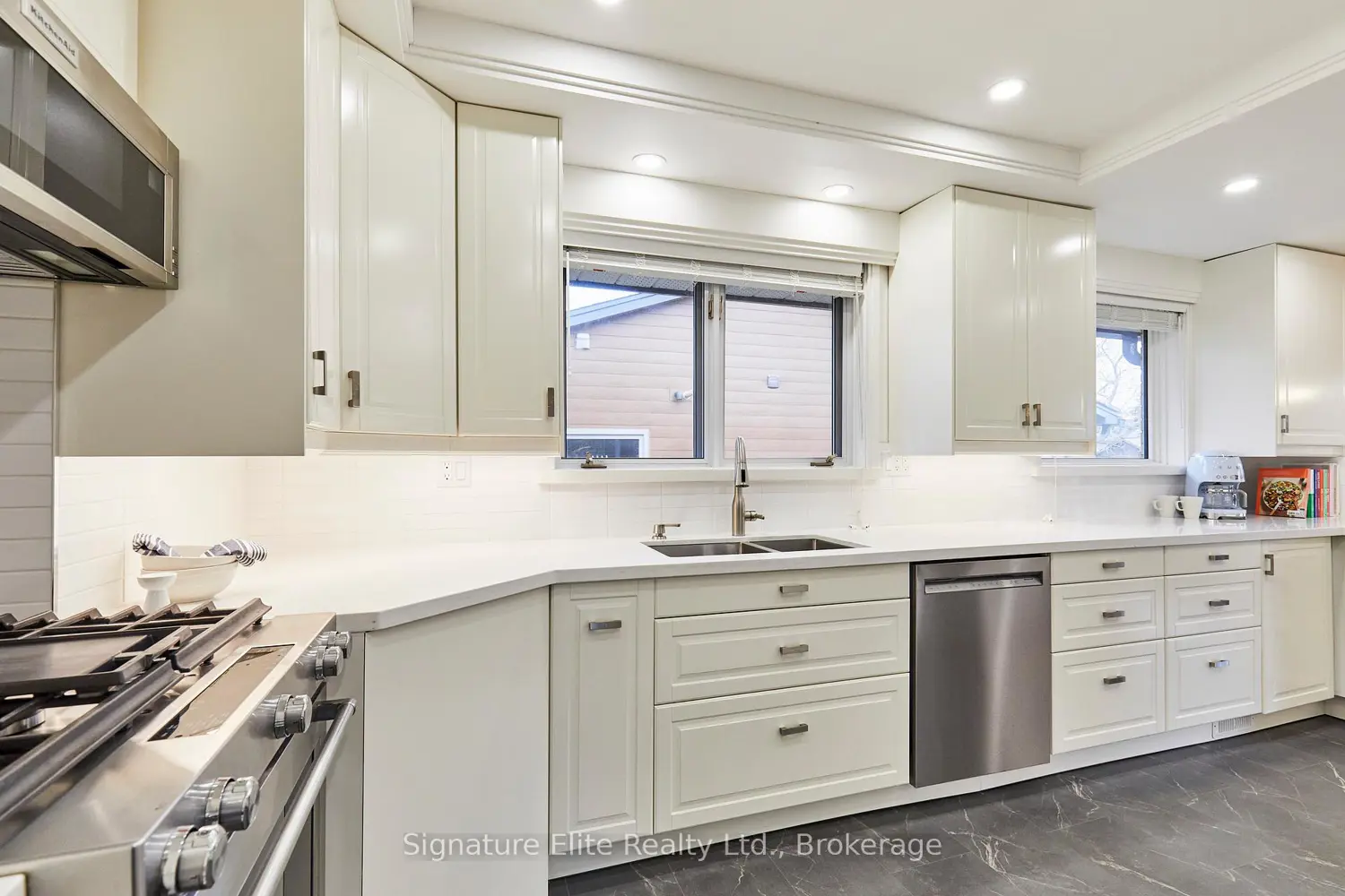 68 Regency Square photo 4