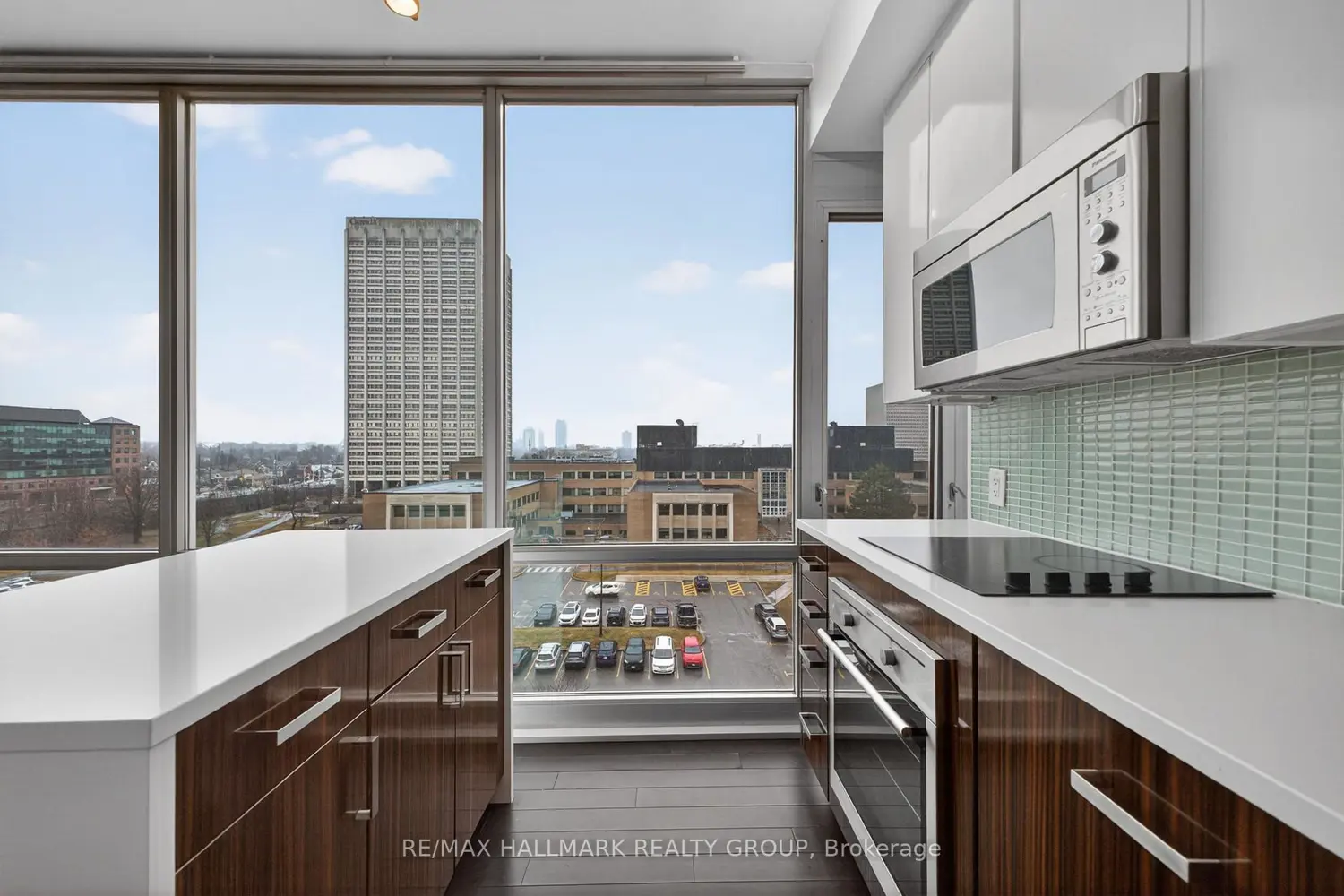 Additional image 6 of 201 Parkdale Avenue 705