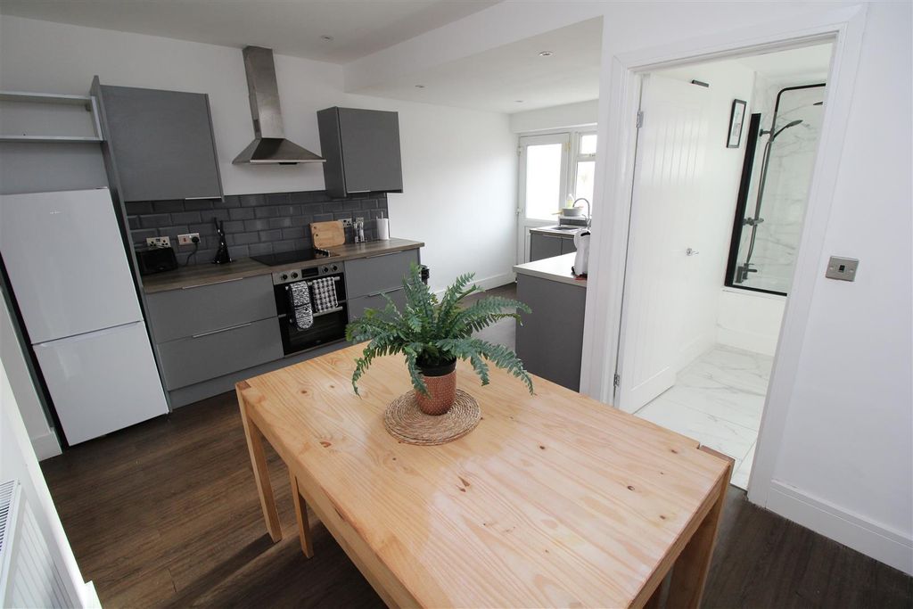 Additional image 12 of 3 bed property to rentYnys-Y-Gored Road, Aberfan, Merthyr Tydfil CF48