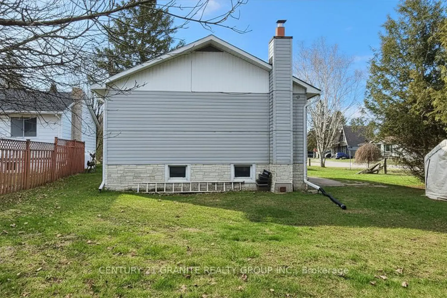 Additional image 17 of 2 Hemlock Street