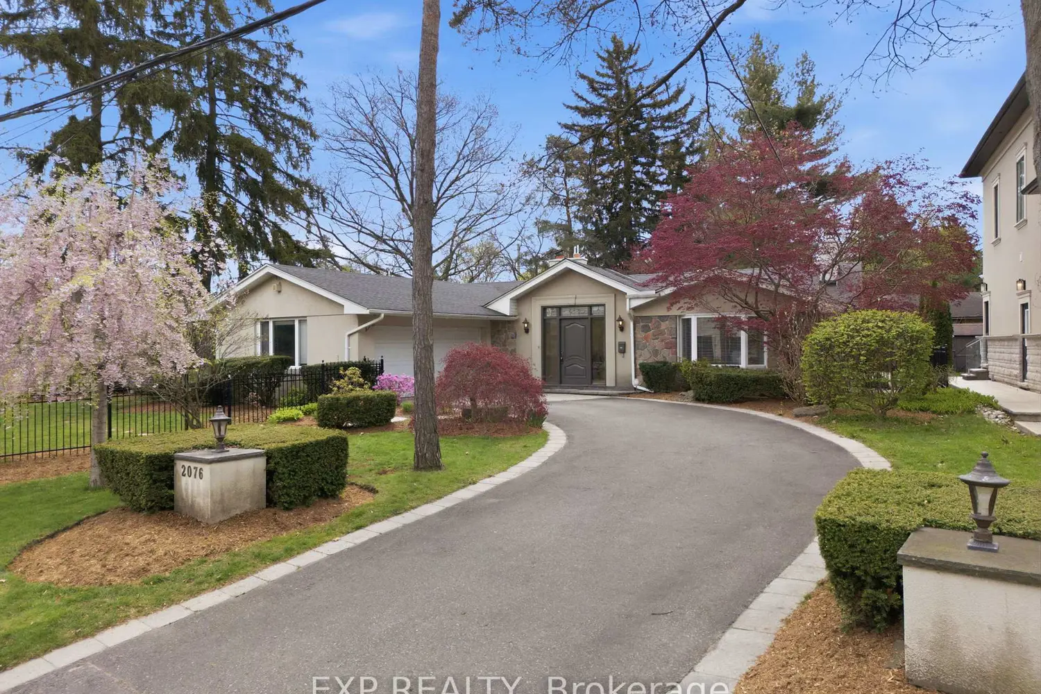 2076 Autumn Breeze Drive