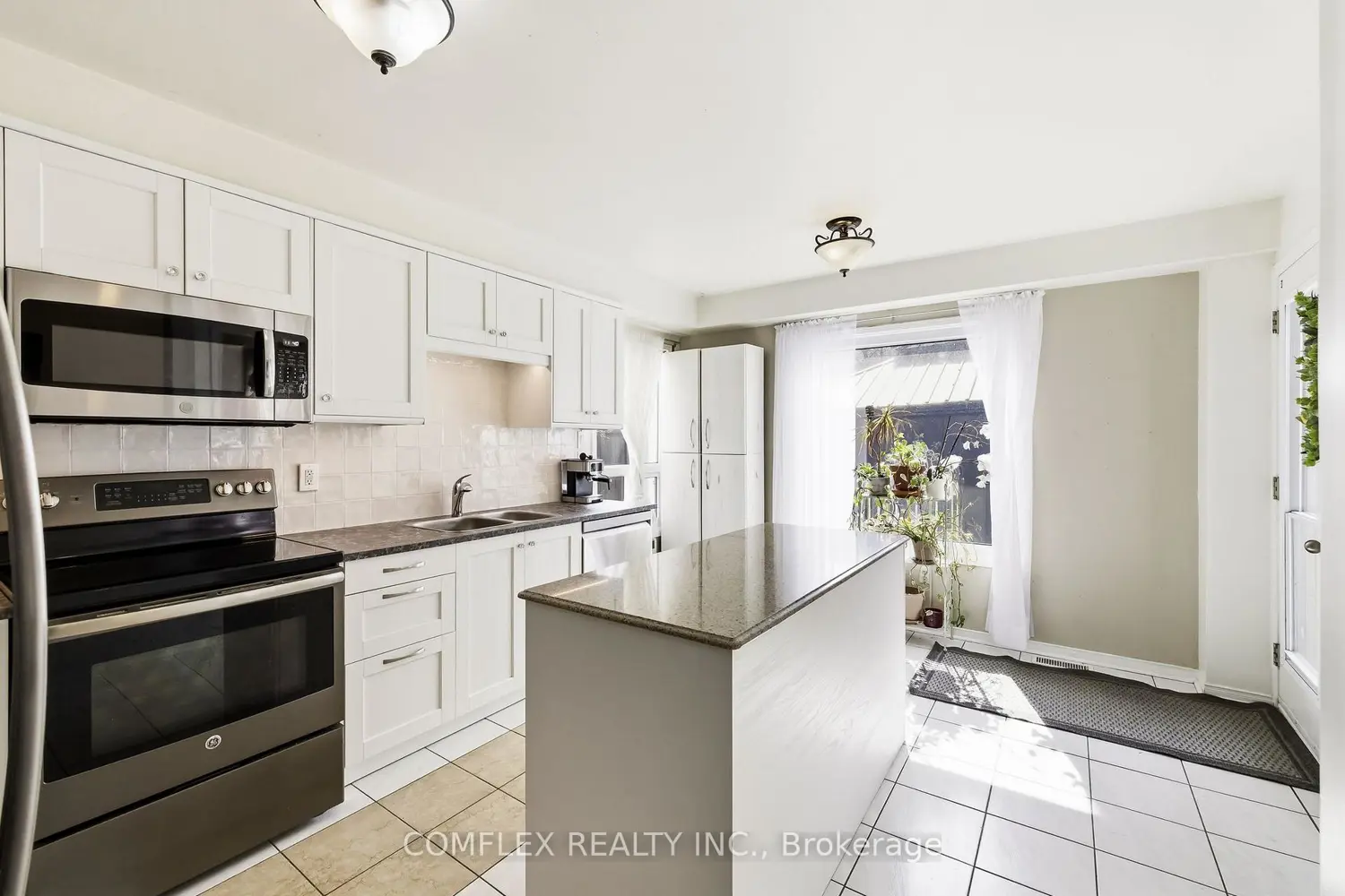 Additional image 7 of 1045 Beaver Valley Crescent