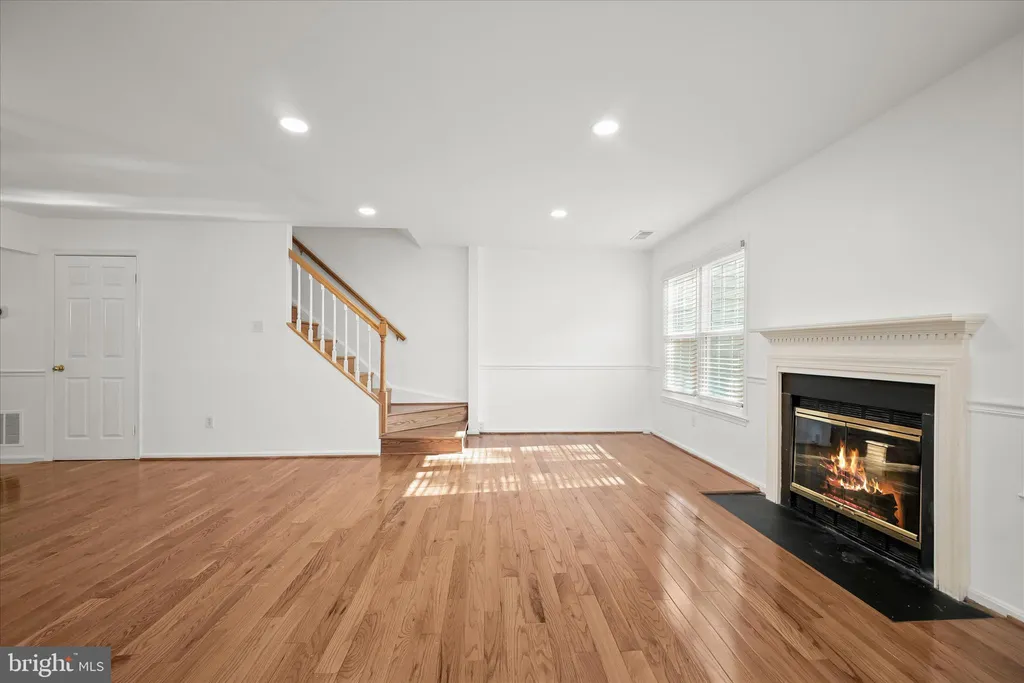 Additional image 14 of 148 Barnsfield Court Unit 204, Gaithersburg, MD 20878