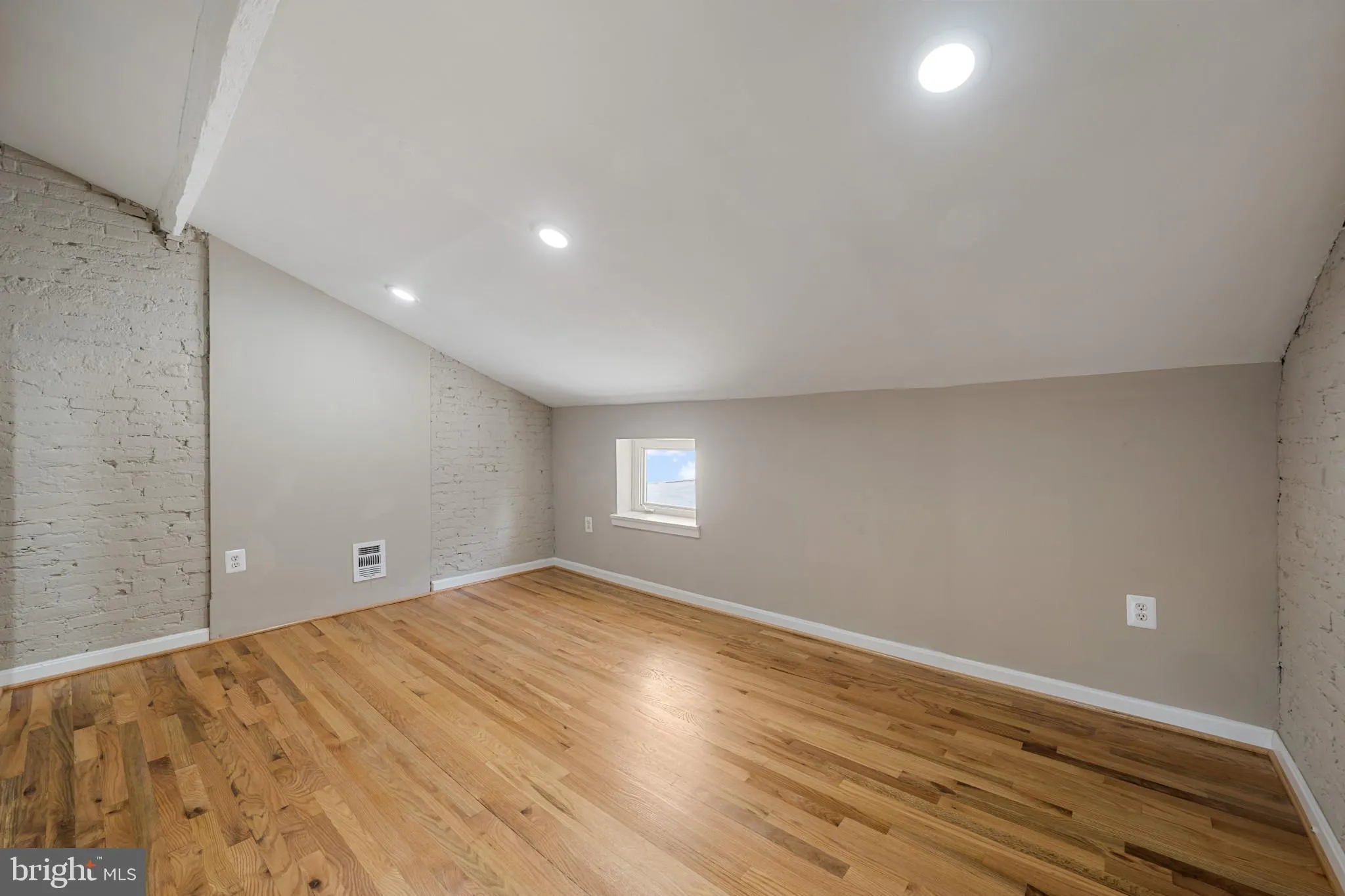 Additional image 49 of 125 E Cross Street, Baltimore, MD 21230