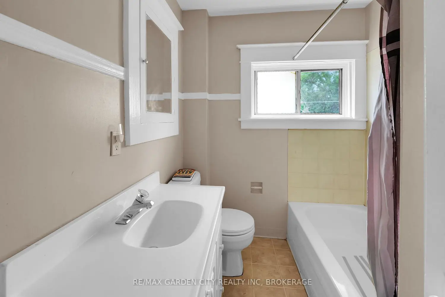 Additional image 7 of 213 Geneva Street