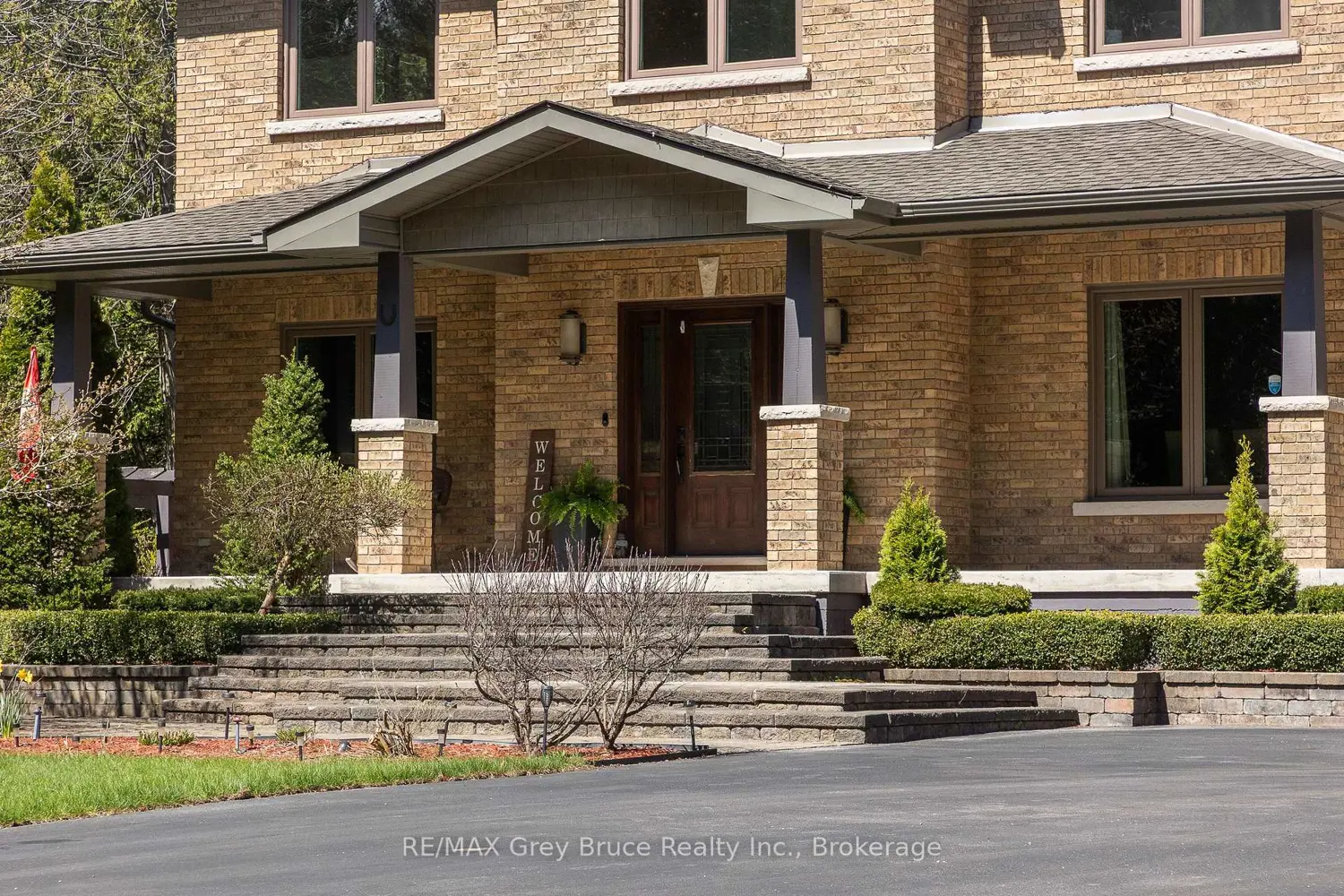 Additional image 8 of 318760 Grey Road 1