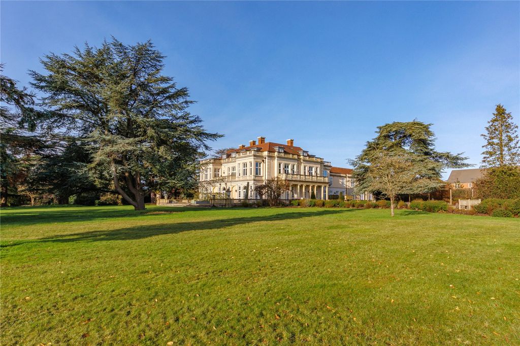 Additional image 29 of 2 bed flat for saleHanstead House, Bricket Wood, St Albans AL2