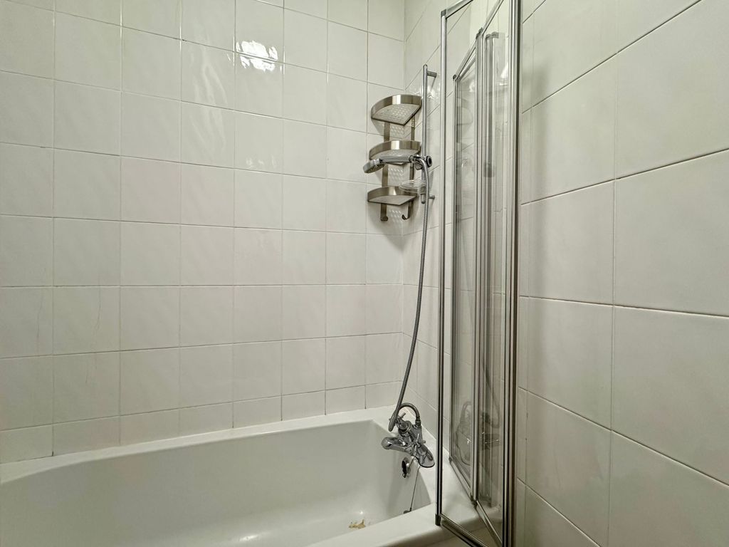 Additional image 8 of 1 bed flat to rent66 Great Union Road, St Helier JE2