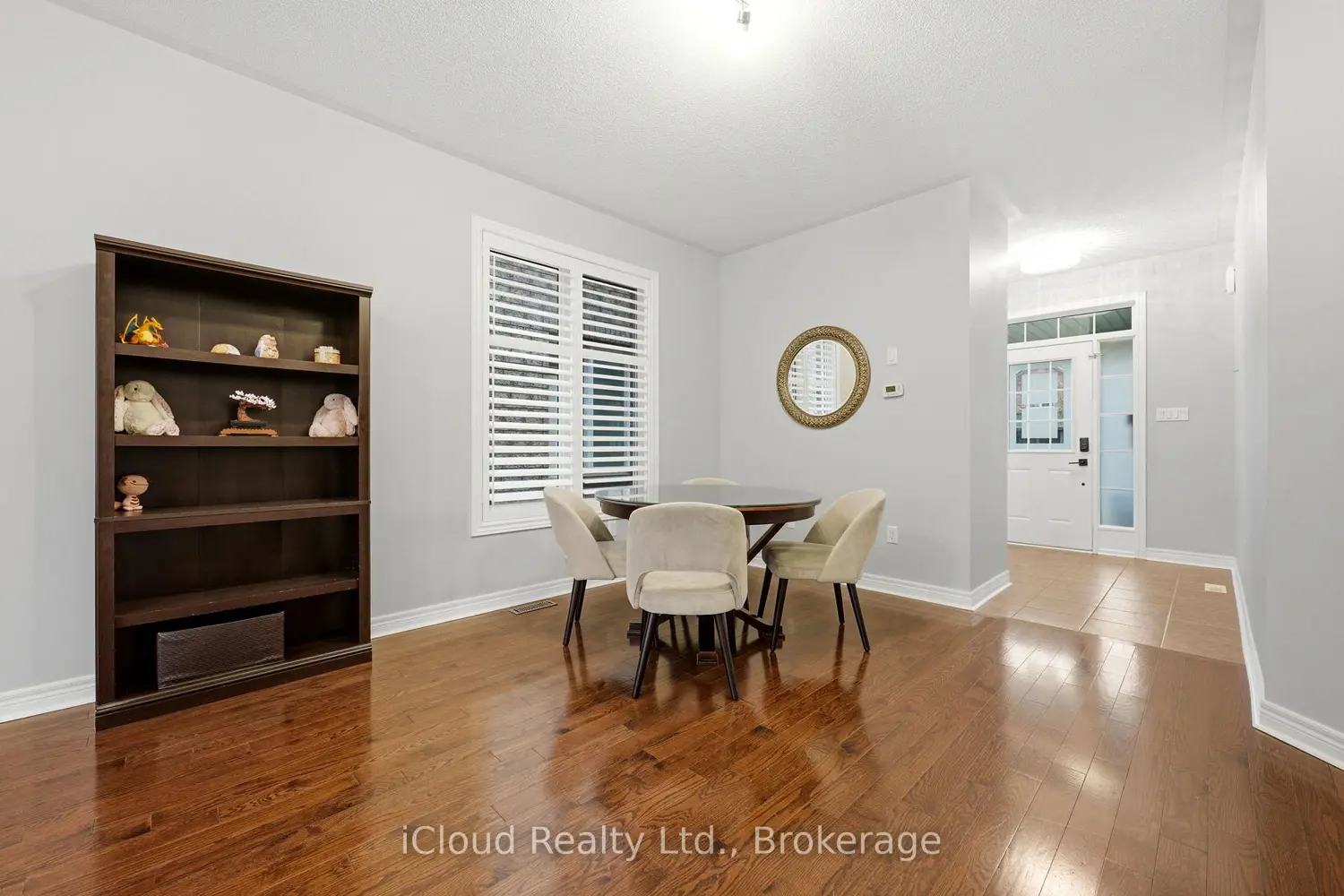 23 Sweetner Drive photo 3