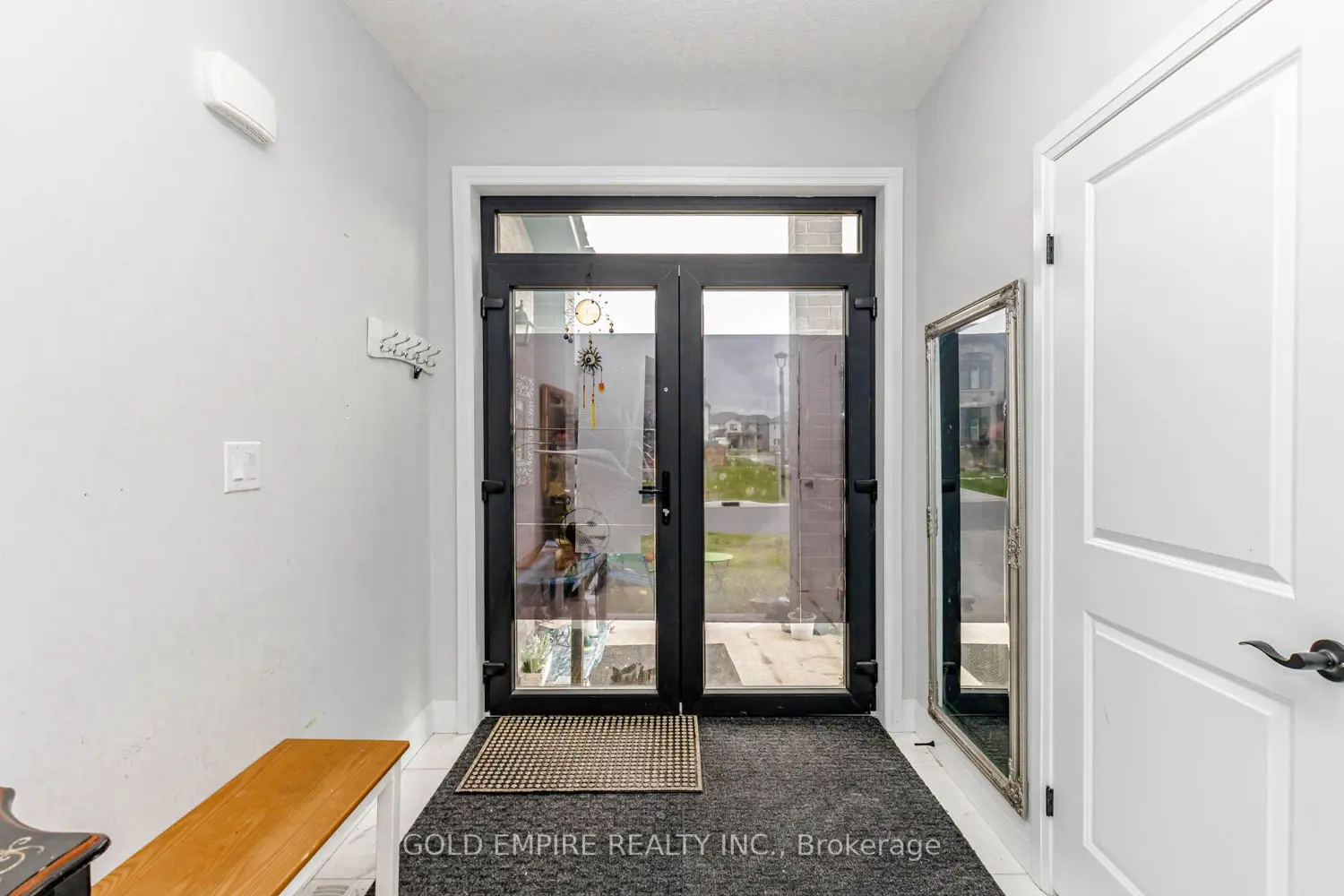 Additional image 4 of 2424 Bakervilla Street