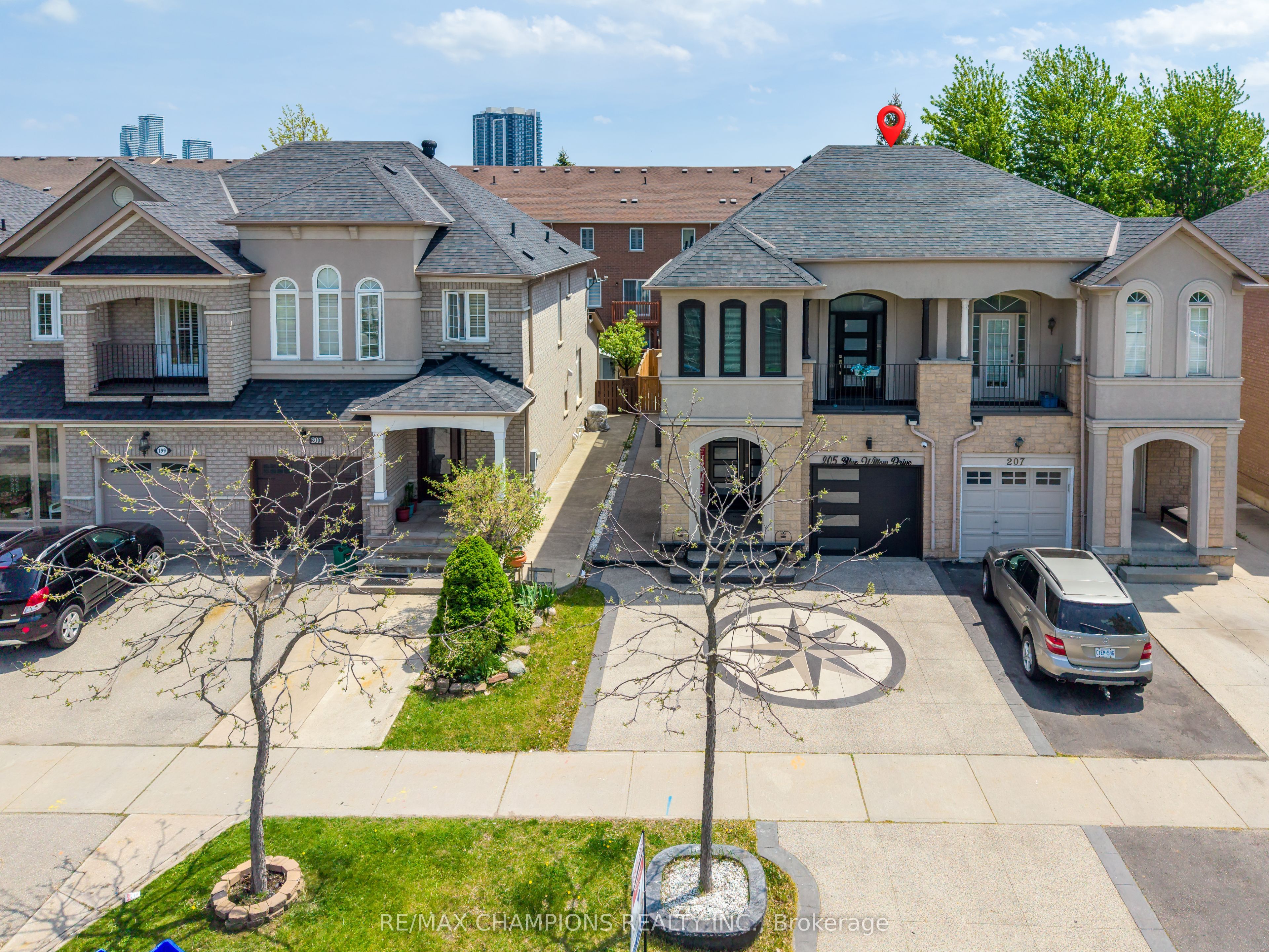 205 Blue Willow Drive, Vaughan, ON, L4L 9E1