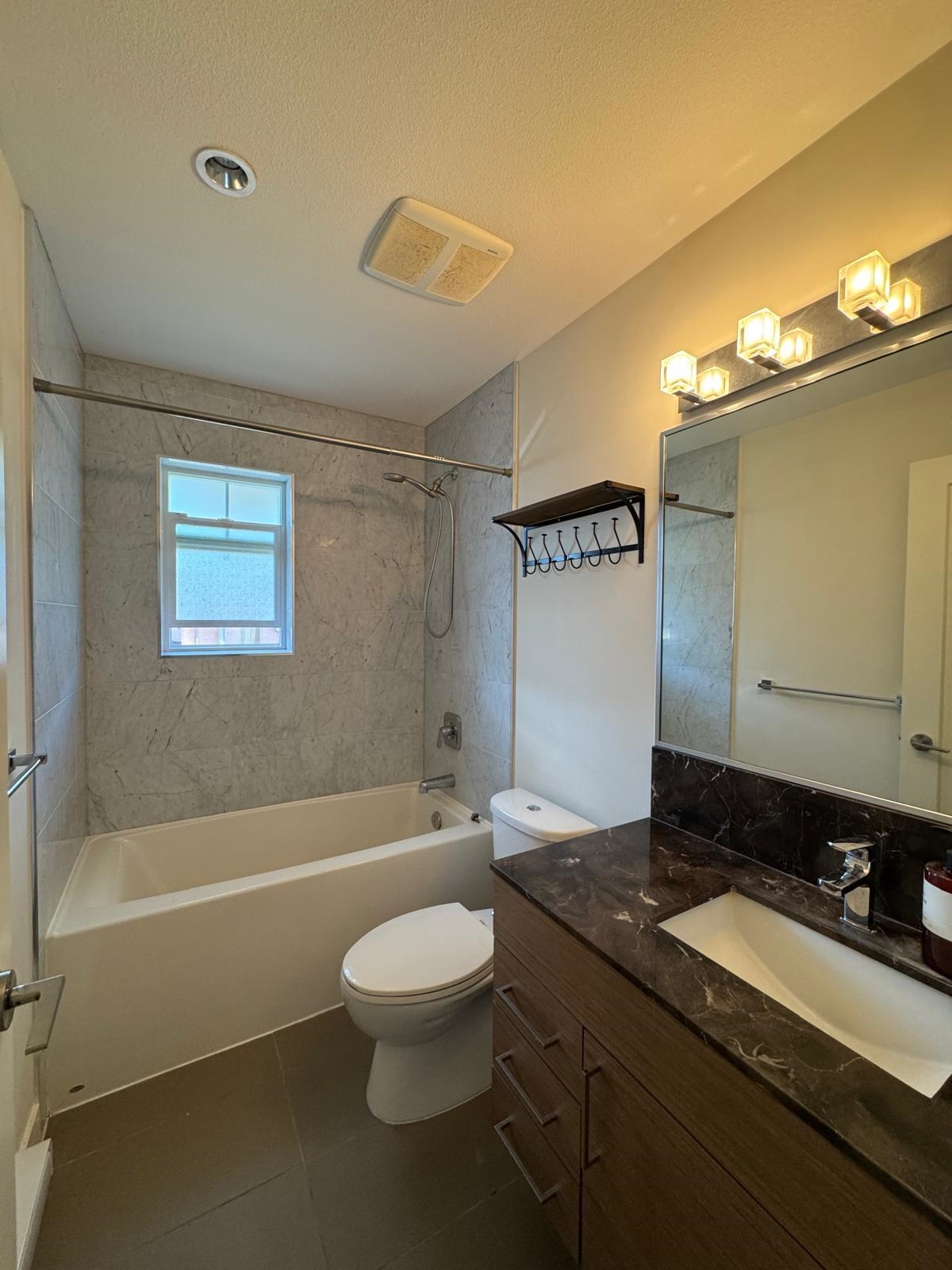 Additional image 3 of 8-7199 Moffatt Road, Richmond, BC, V6Y 1X9