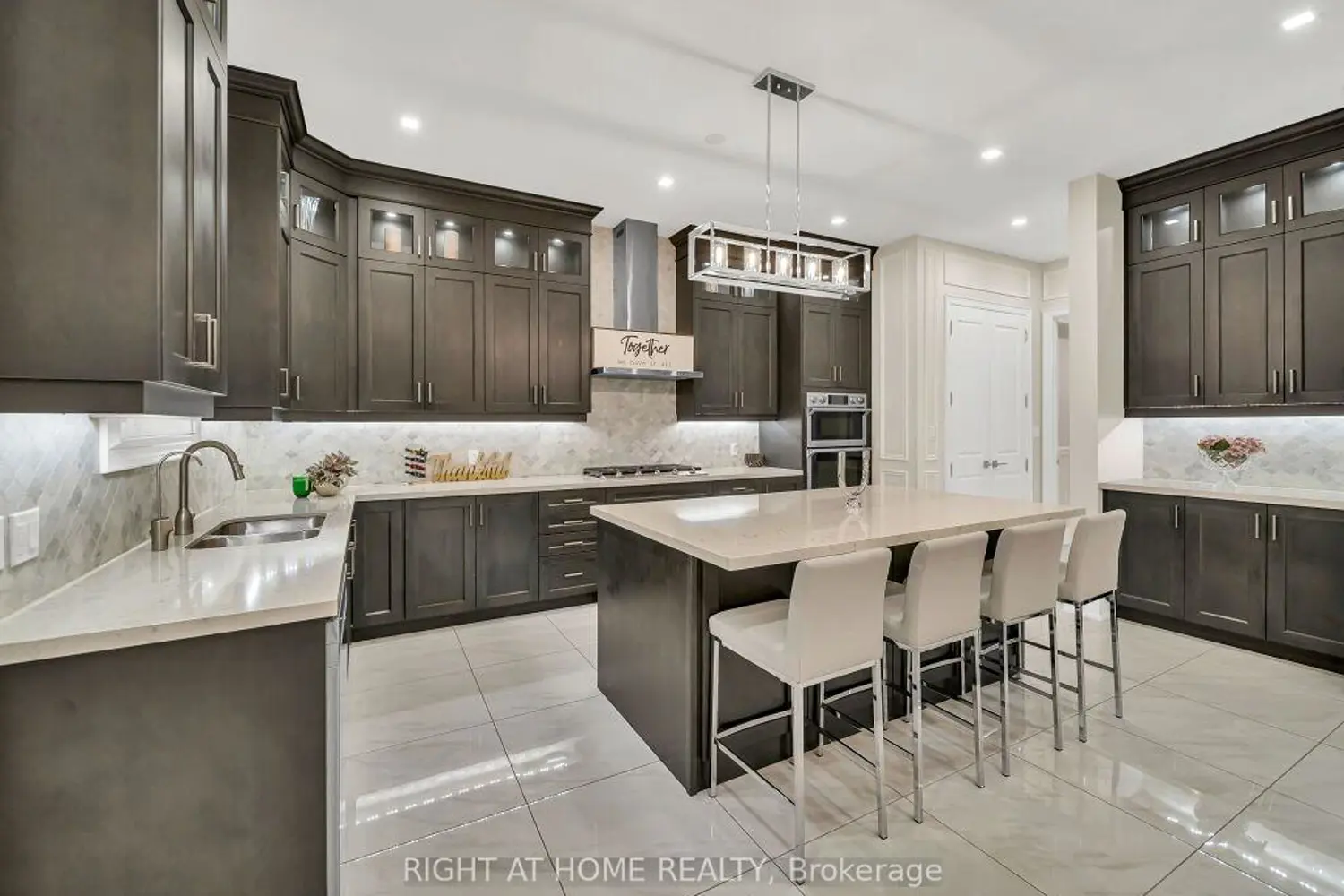 Additional image 5 of 12 Hackwood Heights
