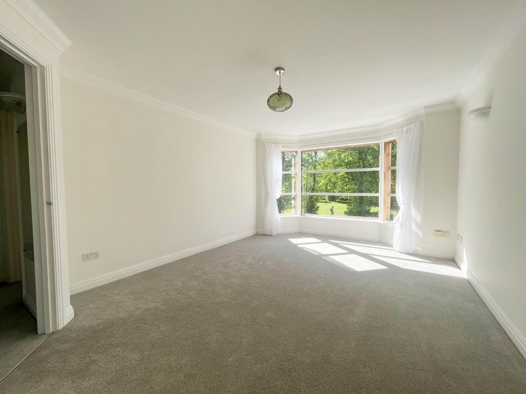 Additional image 2 of 3 bed flat for salePetersfield Mansions, Cambridge CB1
